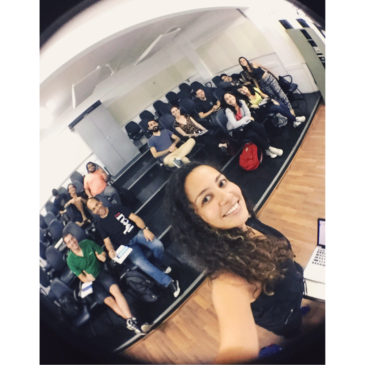 Uma pesquisa sobre tecnologia e educação musical